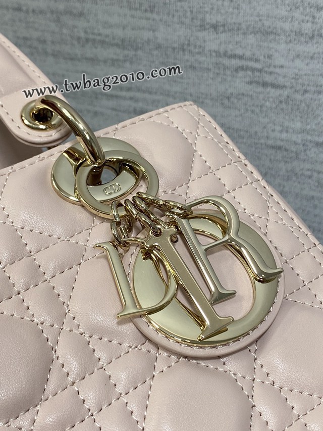 Dior专柜新款迪奥高仿原单Lady戴妃五格浅粉色羊皮系列女包 djfk1749